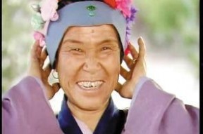 娱乐圈刘姥姥吃瓜,娱乐圈刘姥姥的瓜田奇遇记