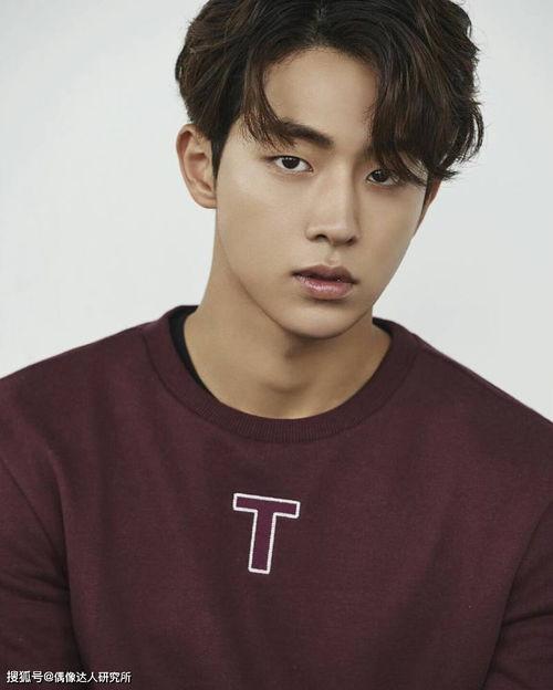 一线吃瓜娱乐圈喻闻的cp是谁,揭秘明星恋情背后的秘密